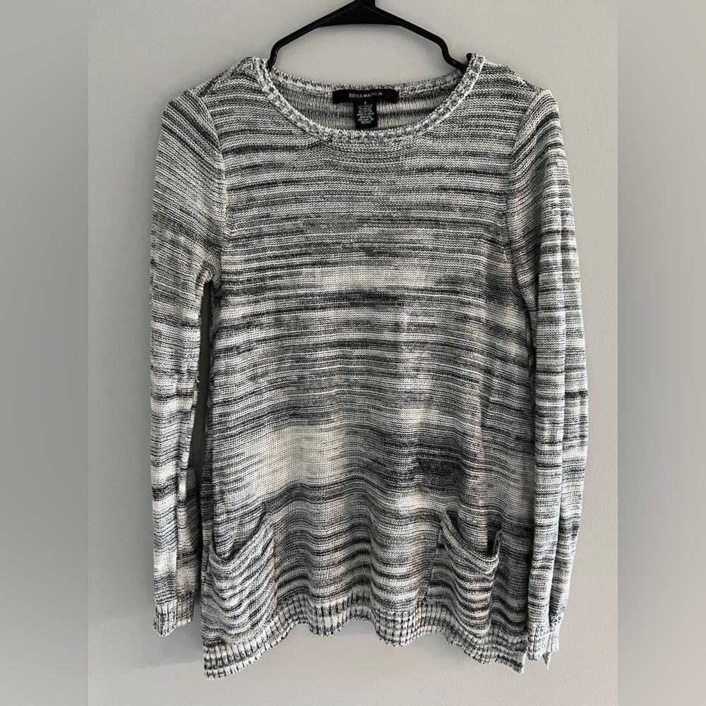 Oversized Gray & White Abstract Stripe Knit Sweater Size S